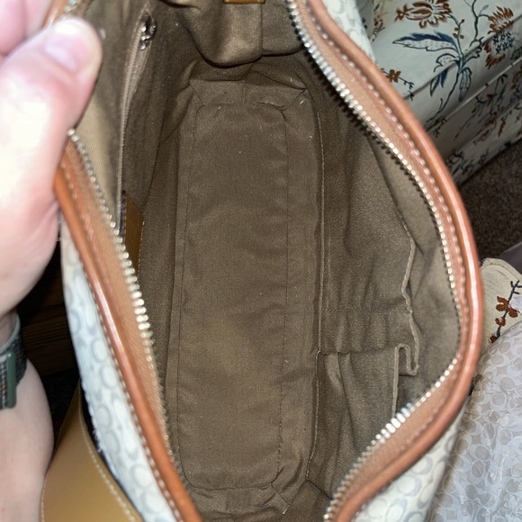 COACH White Sand Mn Signature E/W Sft Duffle 10945 Orig $268 - Picture 12 of 16